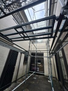 京都府加茂町にて足場設置